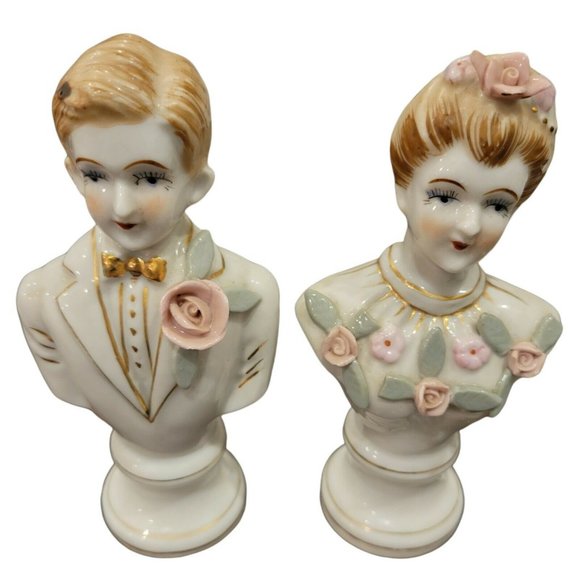 Vintage Bone China Flower Couple Figurines Hand Painted w Gold Accents Set of 2 - Picture 7 of 11